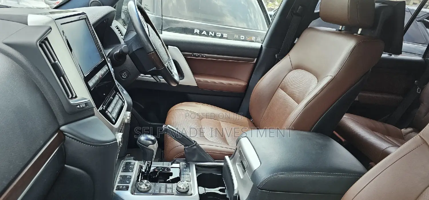 Toyota Land Cruiser 2014 White