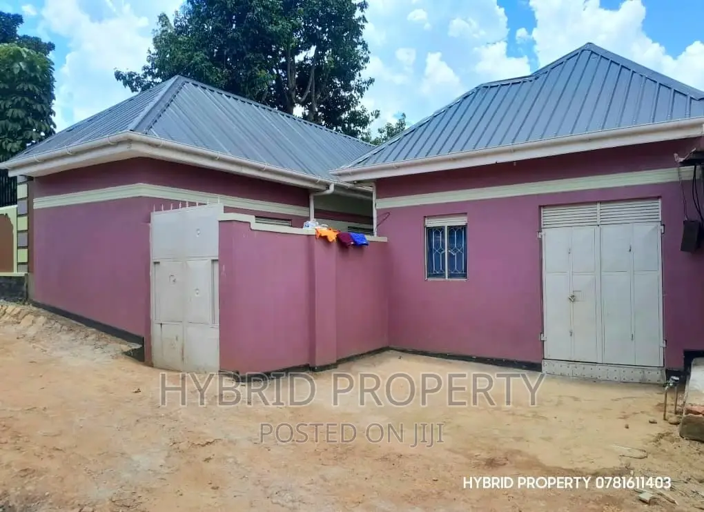10bdrm Apartment in Kasubi Along, Rubaga for sale