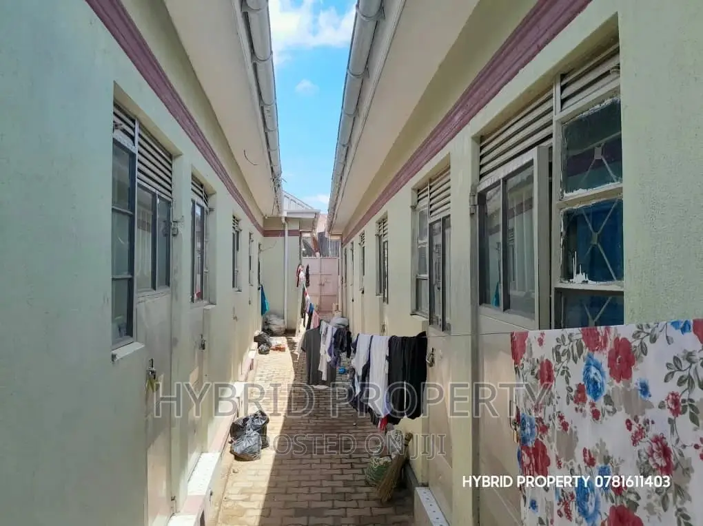 10bdrm Apartment in Kasubi Along, Rubaga for sale
