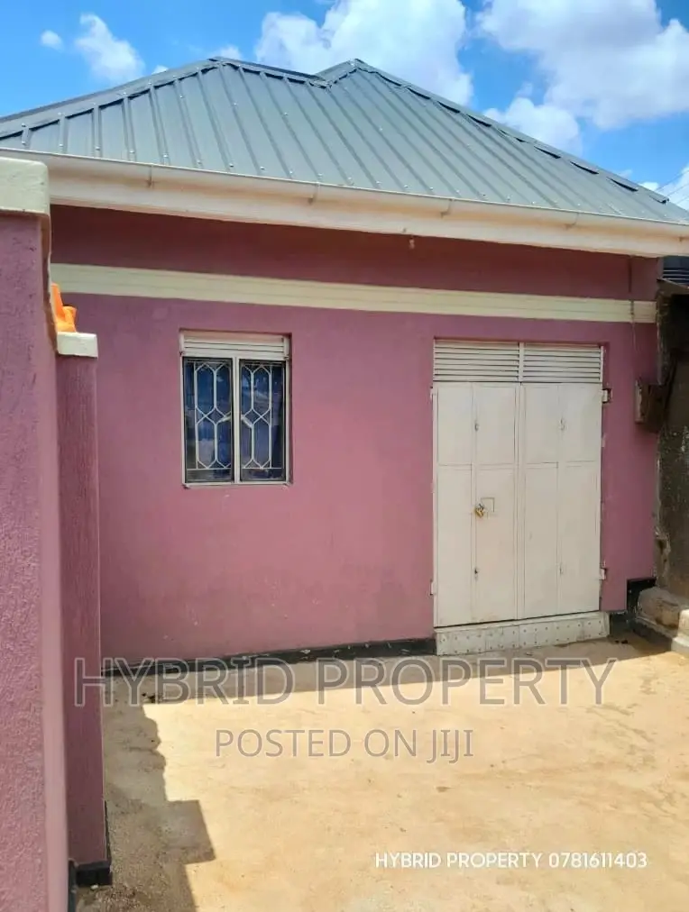 10bdrm Apartment in Kasubi Along, Rubaga for sale