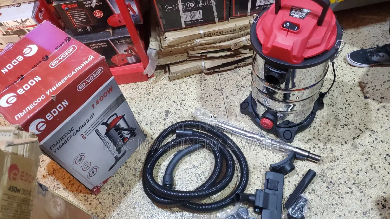 Dry Wet Vacuum Cleaner / Woover Machine 30 Litres