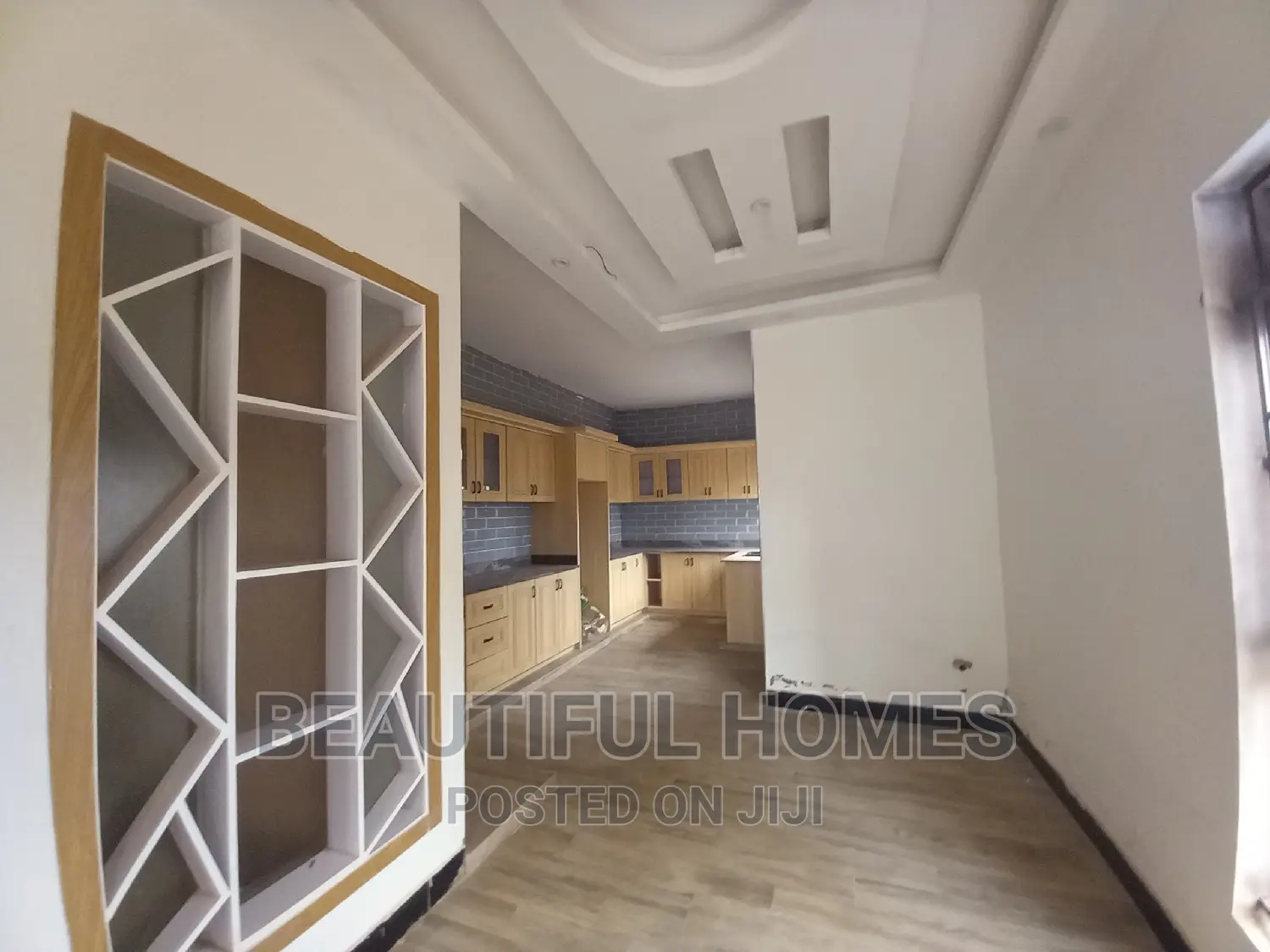 Furnished 4bdrm Bungalow in Kisaasi, Nakawa for sale
