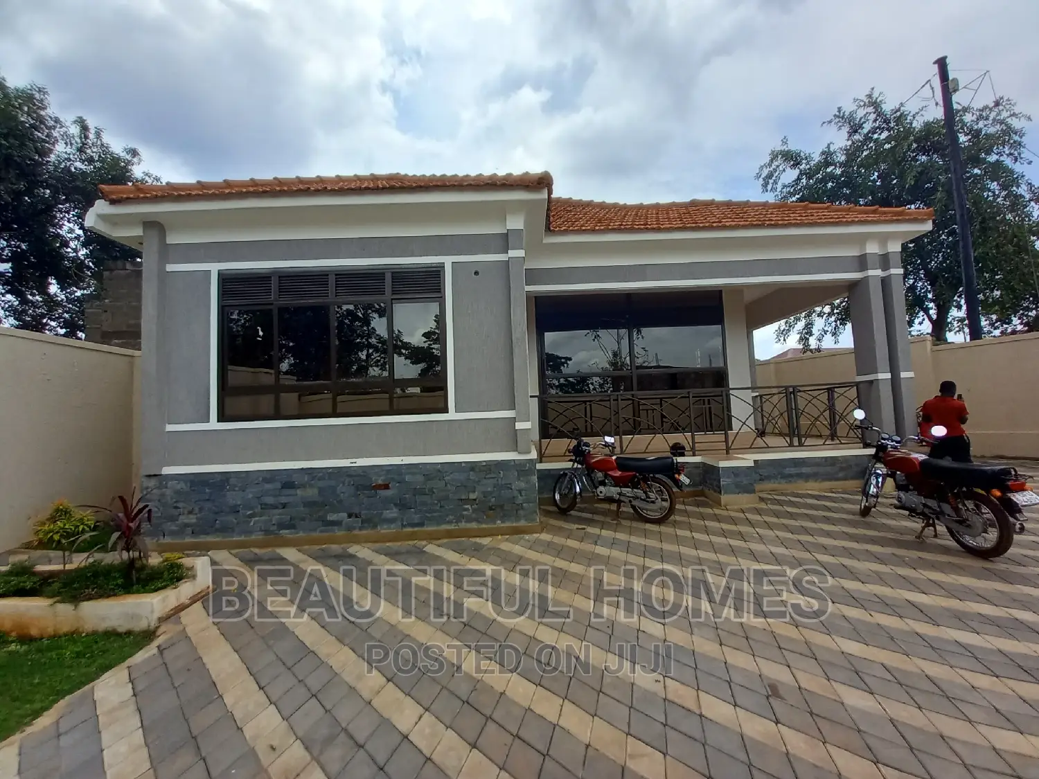 Furnished 4bdrm House in Kisaasi Corporate, Nakawa for sale