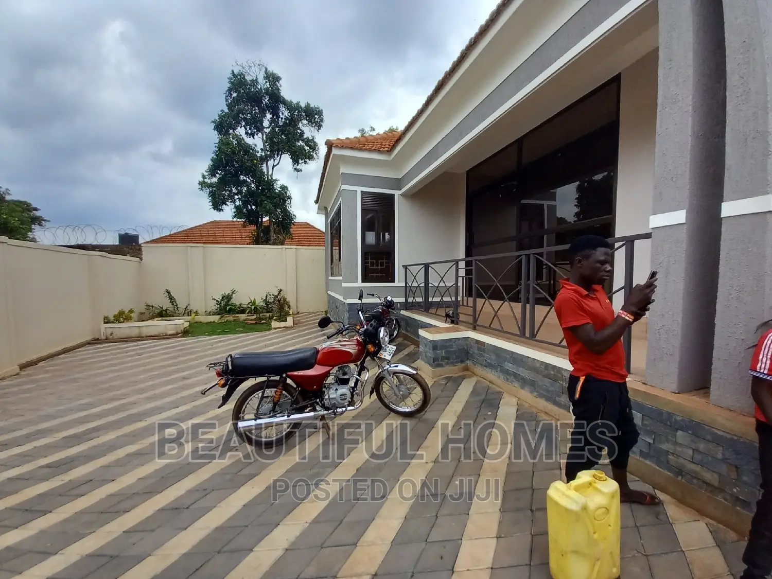 Furnished 4bdrm House in Kisaasi Corporate, Nakawa for sale