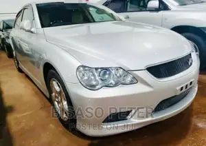 Photo - Toyota Mark X 2.5 AWD 2008 Silver