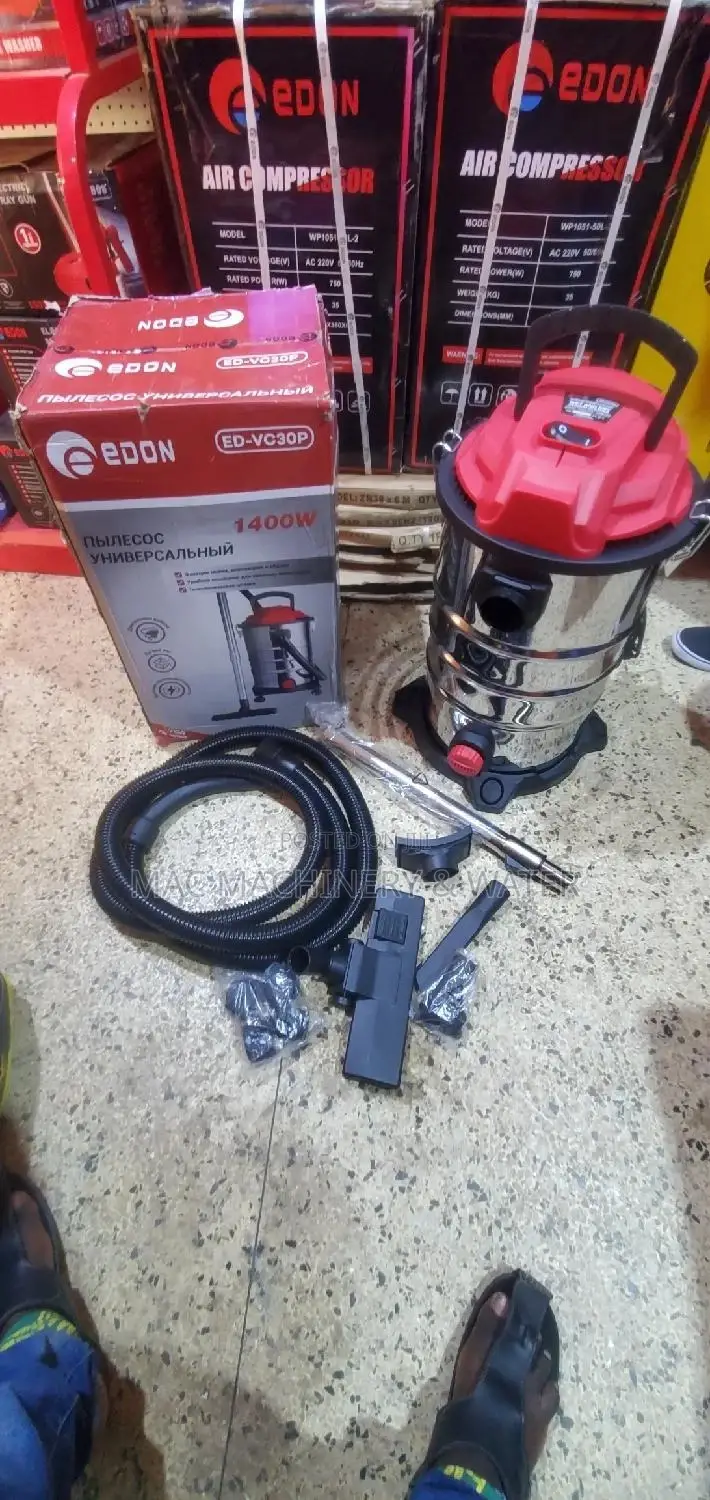 Dry Wet Vacuum Cleaner / Woover Machine 30 Litres