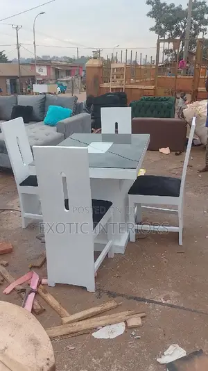 Dinning Table of 4seater Call