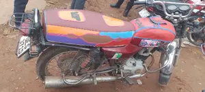 Bajaj Boxer 2020 Red