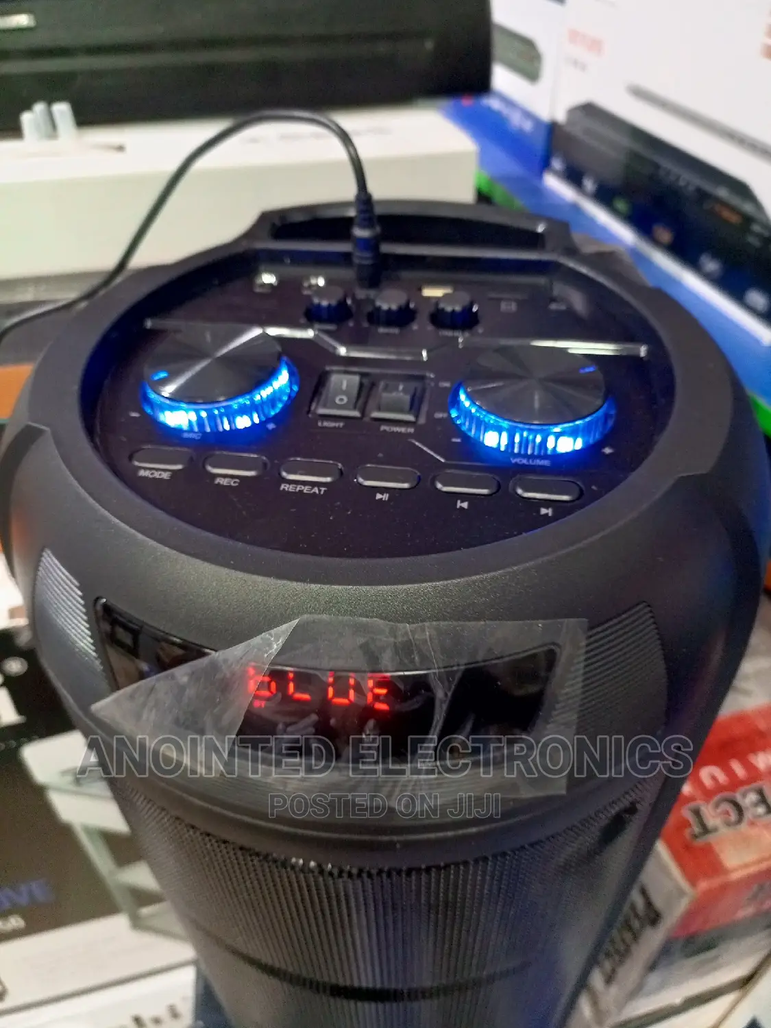 Golden Tech Sound Speaker