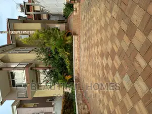 Furnished 4bdrm Duplex in Kira Tarmacked, Central Division for sale