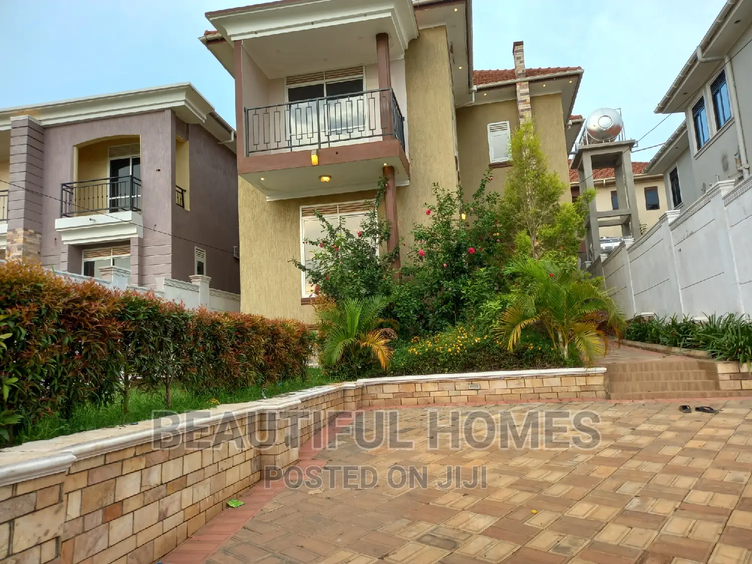 Furnished 4bdrm House in Kira Wealthy Estate for sale