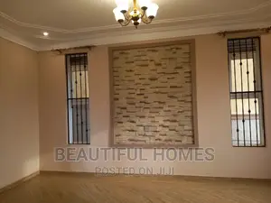 Furnished 4bdrm Duplex in Kira Ministers for sale
