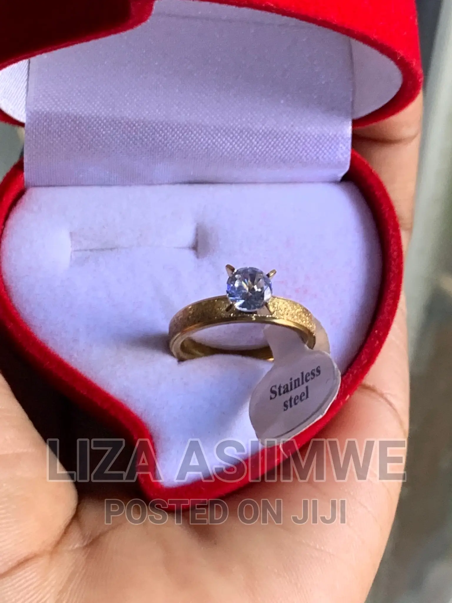 Engagement Rings Available at a Good and Affordable Price