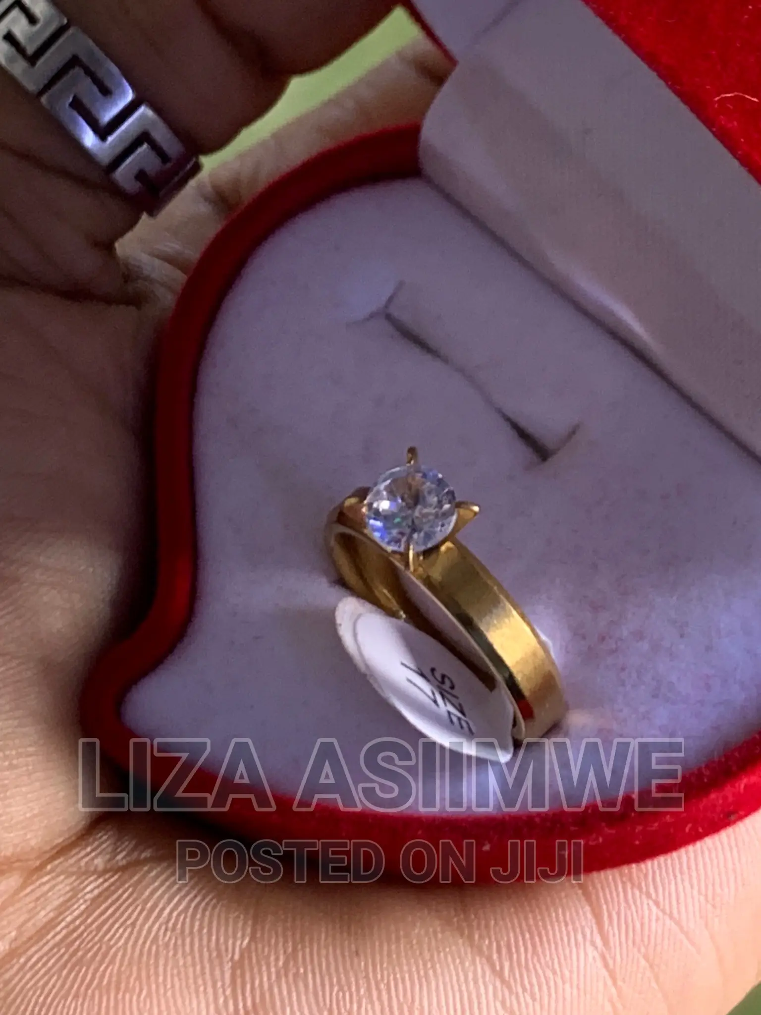 Engagement Rings Available at a Good and Affordable Price