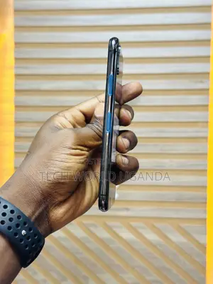 Apple iPhone X 64 GB Black