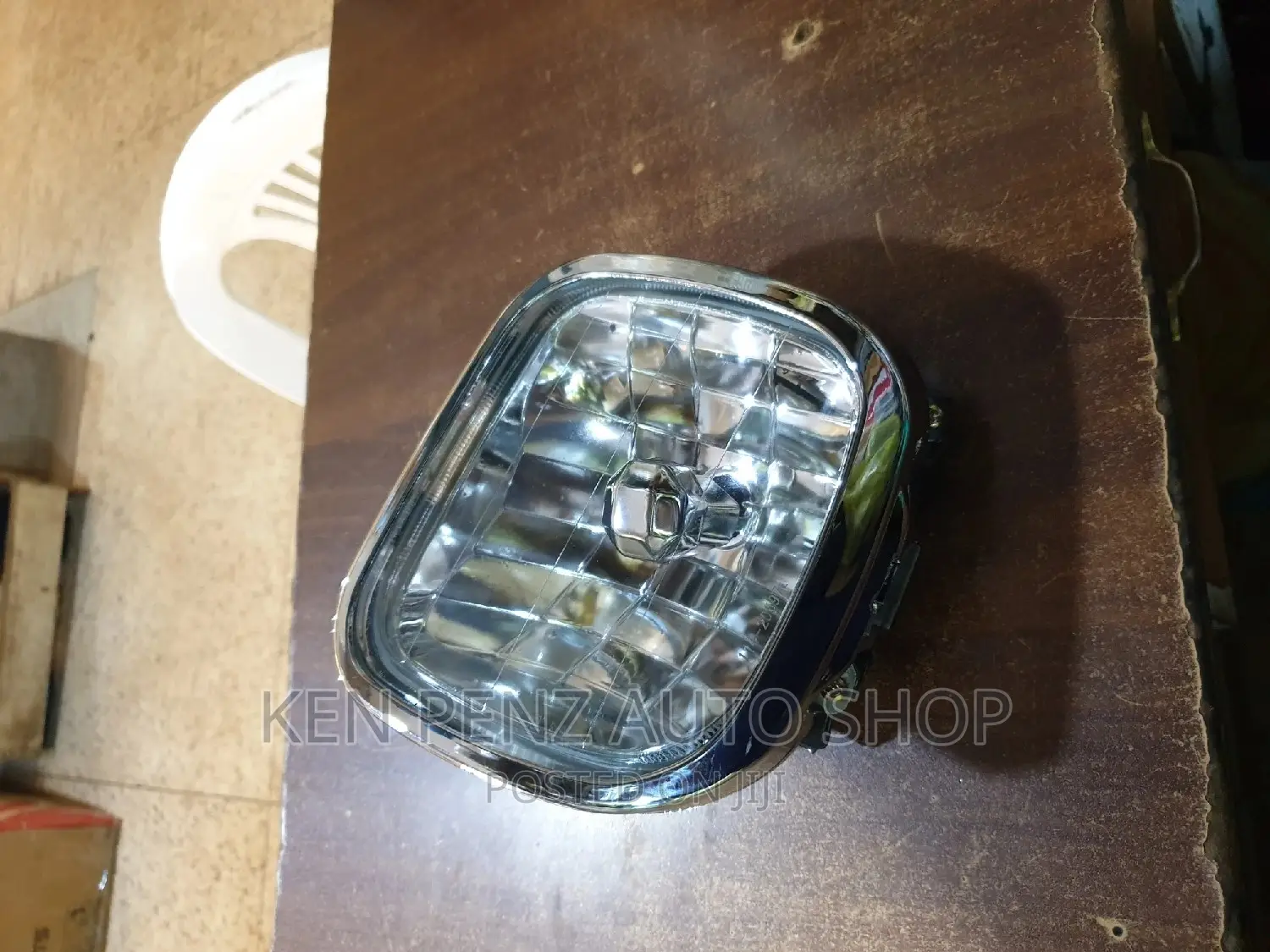 Spotlights Subaru Forester