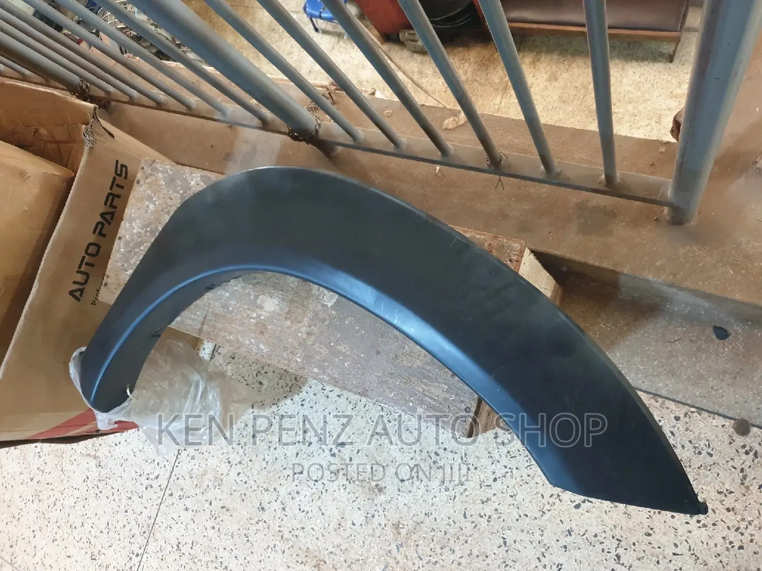 Hillux Vigo Mouldings (Fender)