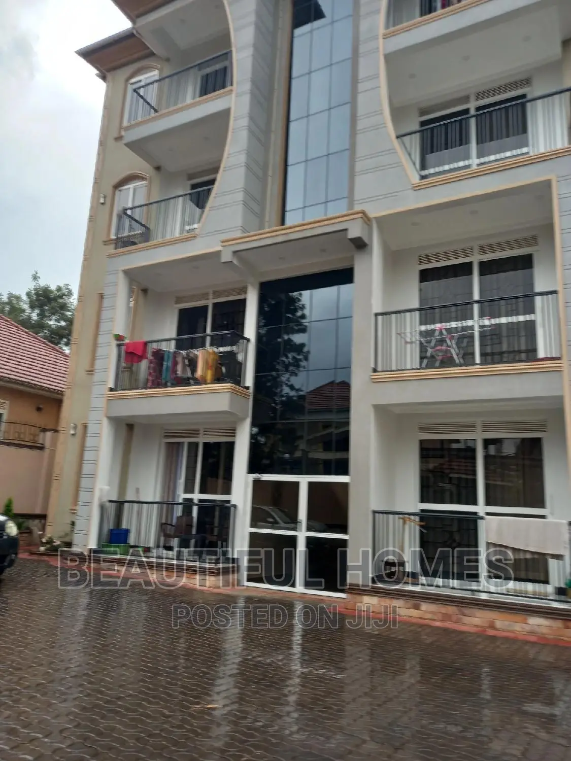 Furnished 2bdrm Apartment in Bunga Tarmack, Makindye for sale