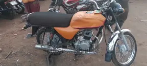 Bajaj Boxer 2020 Red
