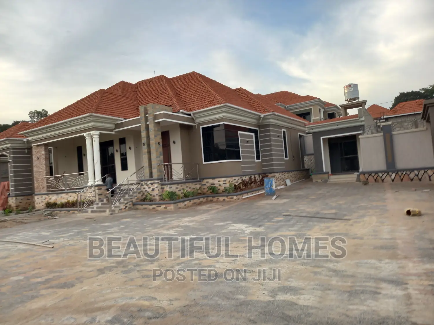 Furnished 4bdrm House in Kira Mamerito Road for sale