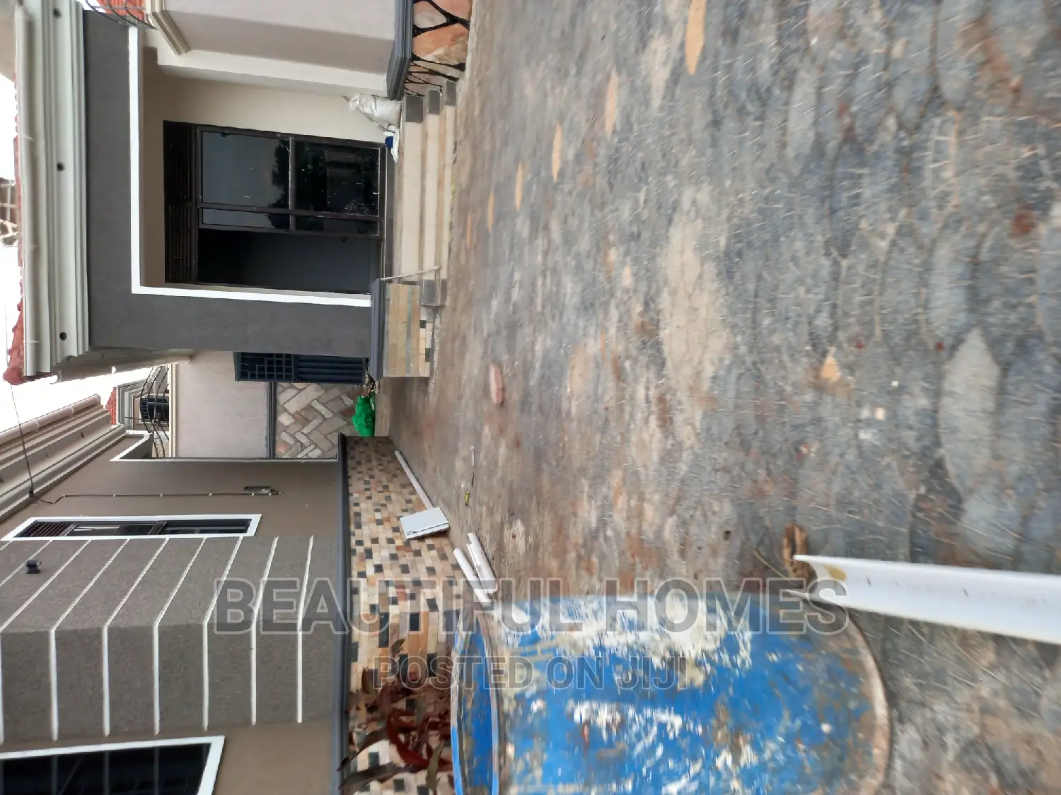 Furnished 4bdrm House in Kira Planned for sale