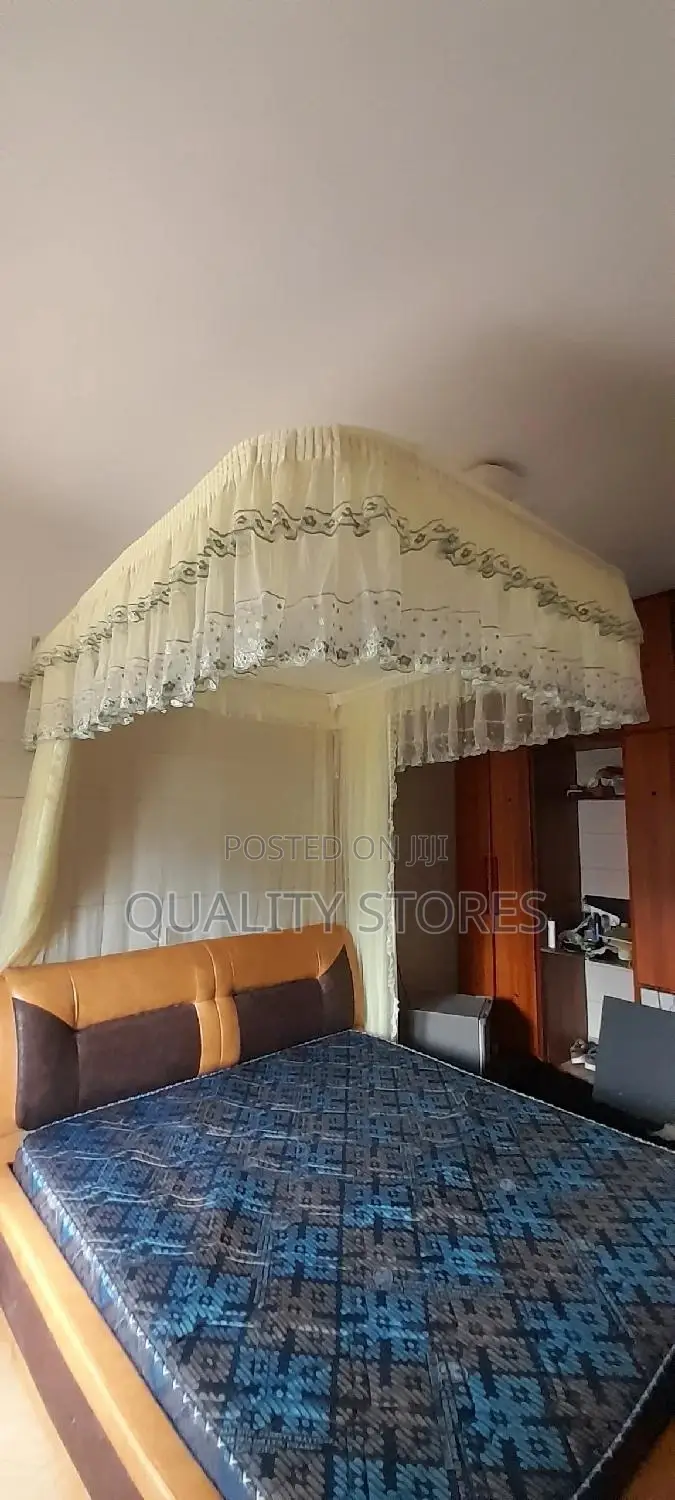 Luxury Wall Mount Mosquito Net Cream