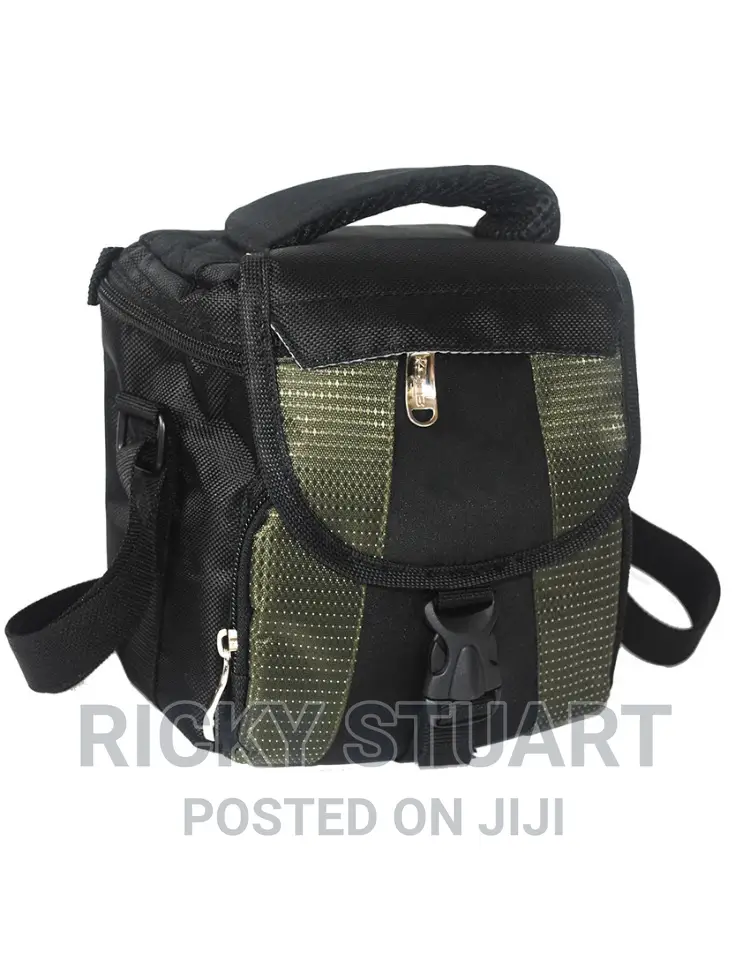 Deluxe Digital Camera Case Bag WTH Padded Interior