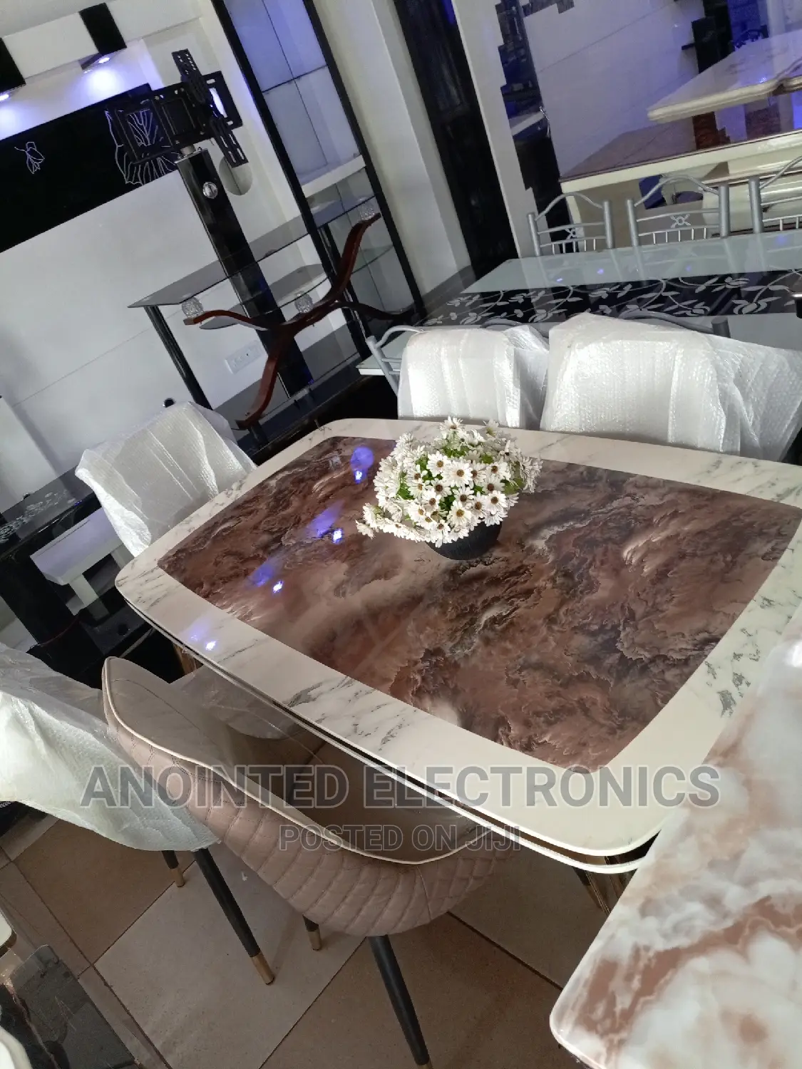 Marble Table 6 Seaters Available