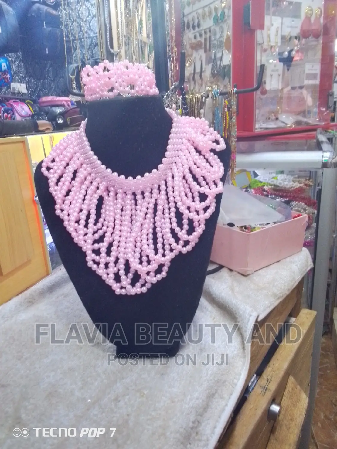 Necklace. Beaded