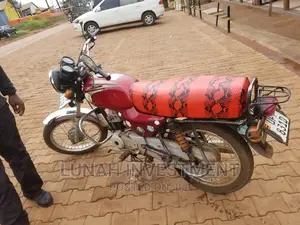 Bajaj Boxer 2022 Red