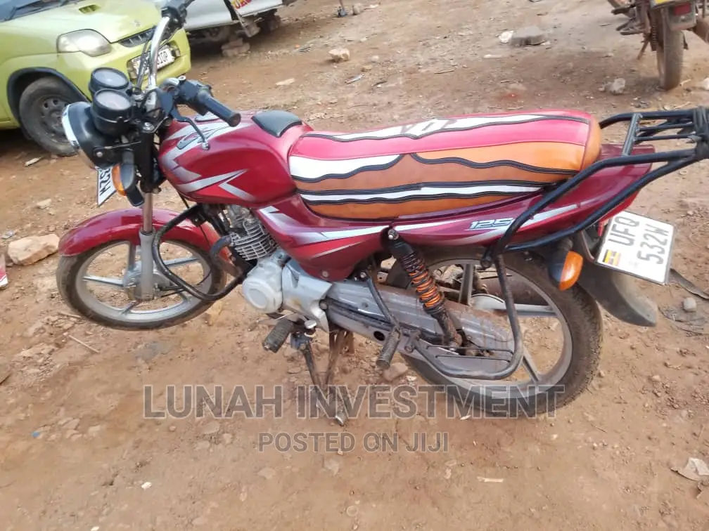 Bajaj CT 110X 2023 Red