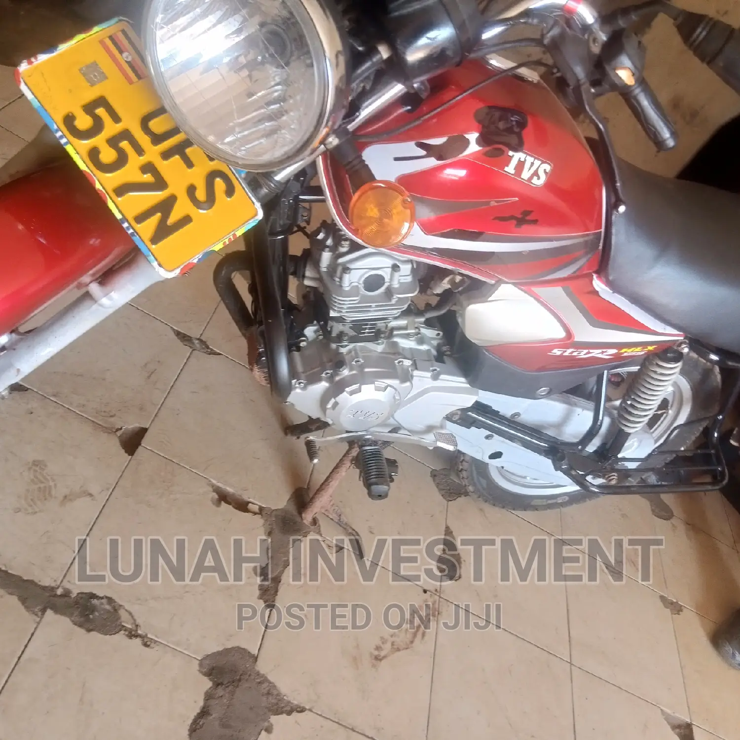 TVS HLX 125 2021 Red
