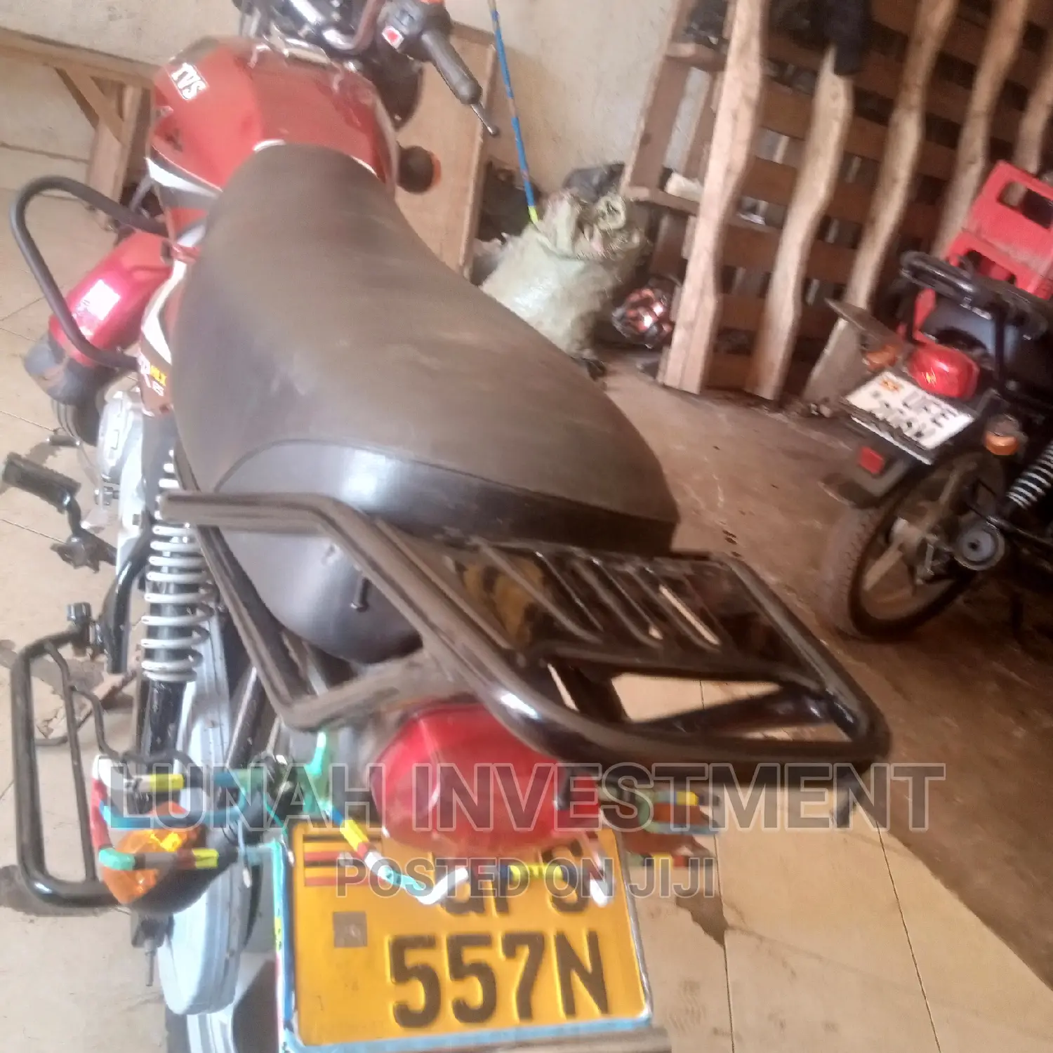 TVS HLX 125 2021 Red