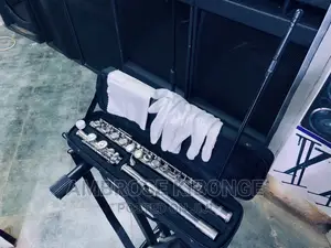 Original Professional Silver Flute With Hard Case and Gloves