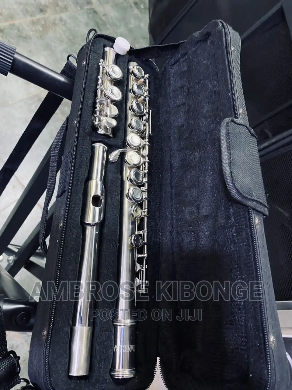 Original Professional Silver Flute With Hard Case and Gloves