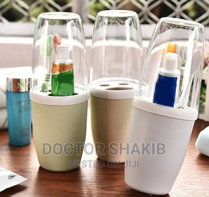 Plastic Portable Toothpaste Storage Toothbrush Case