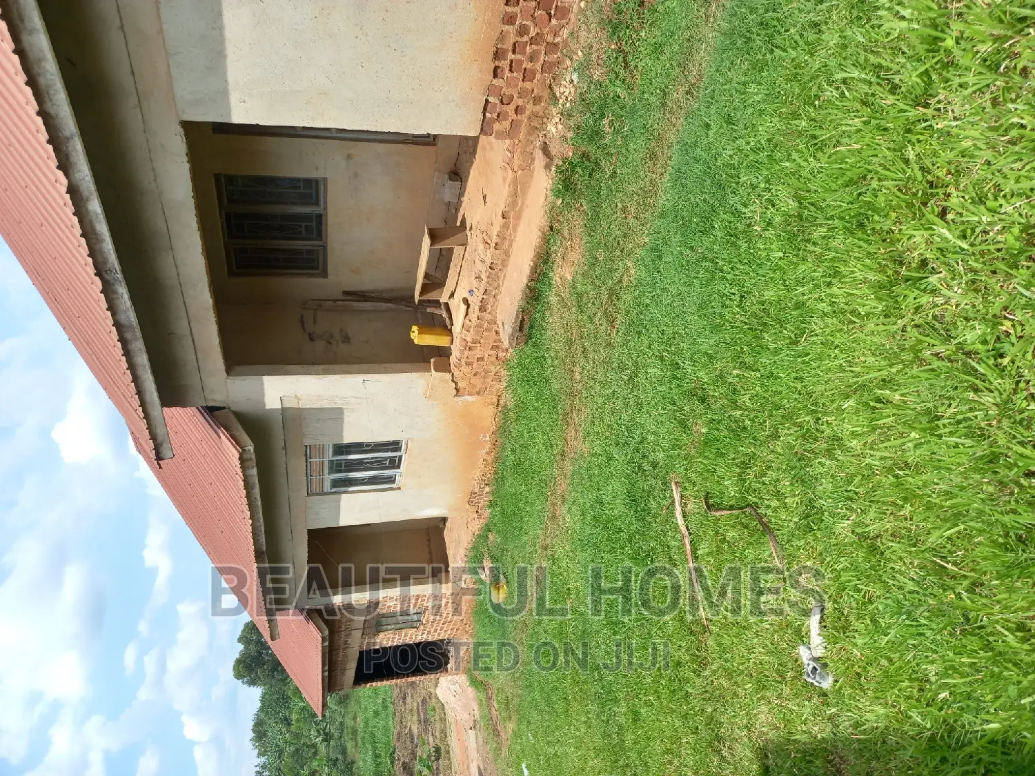 Furnished 2bdrm Apartment in Kira All Tarmack for sale