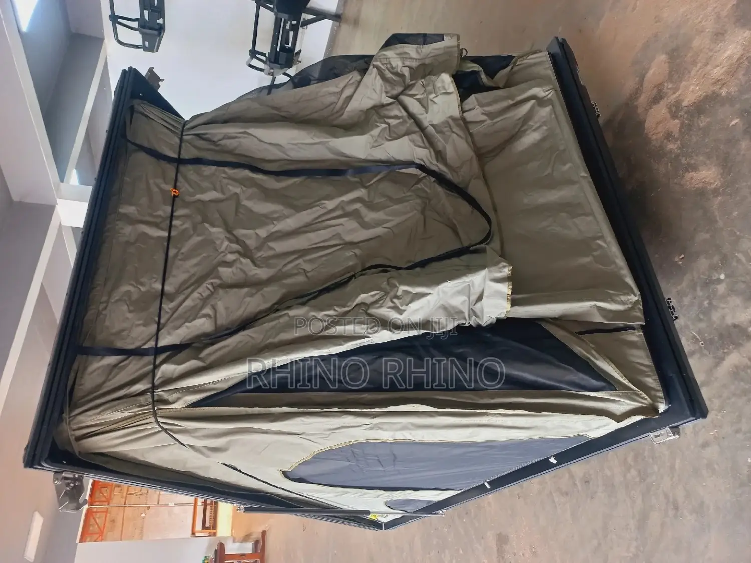 Swift Rooftop Tent 1400 IRTT0012