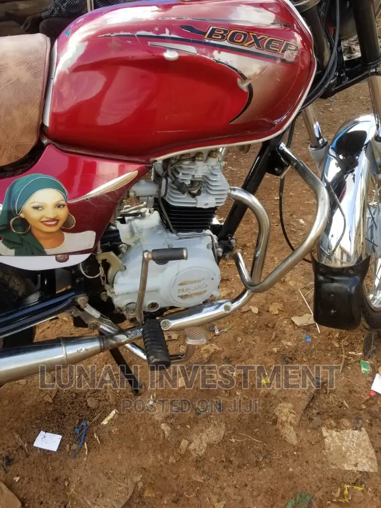 Bajaj Boxer 2022 Red