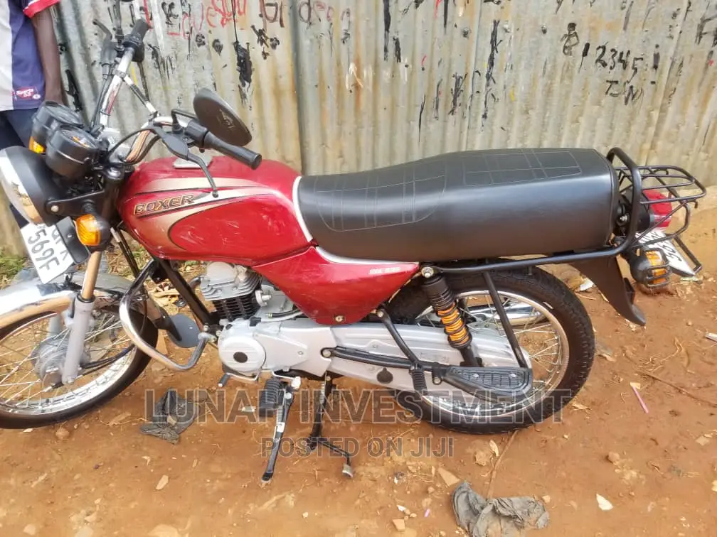 Bajaj Boxer 100 2023 Red