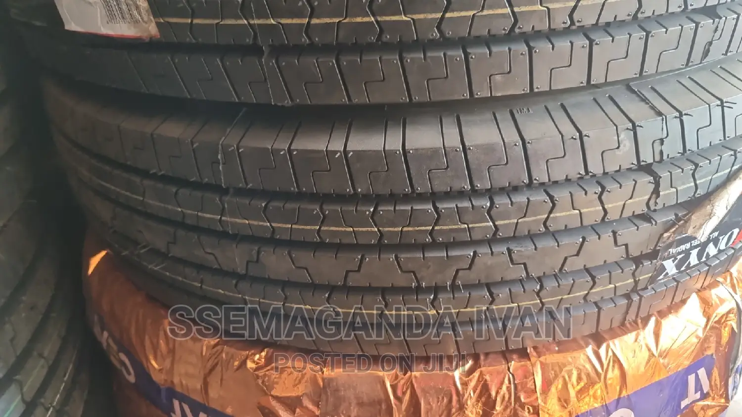9.5r17.5 Highway Tire