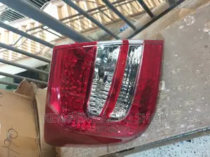 Tail Lamps Premio C ( 2004 - 2006)