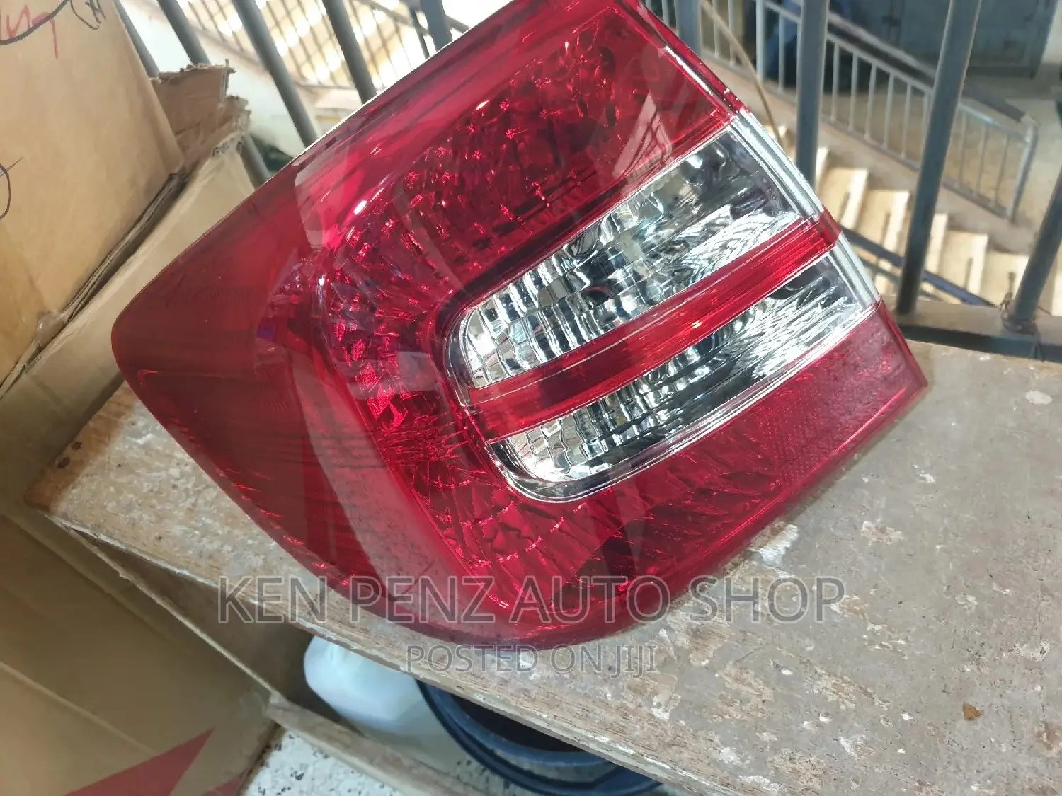 Tail Lamps Premio C ( 2004 - 2006)
