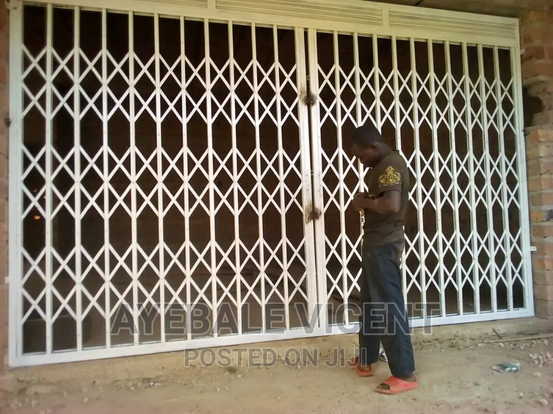 Collapsible Door's