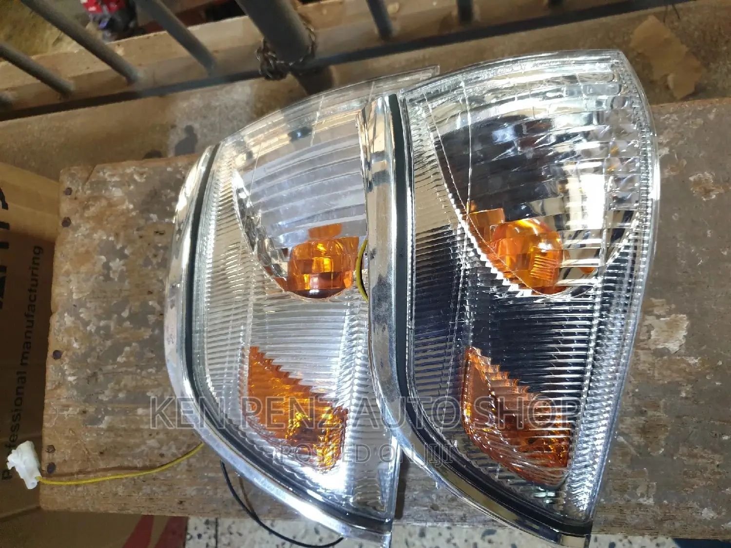 Conerlamps Hiace Regius