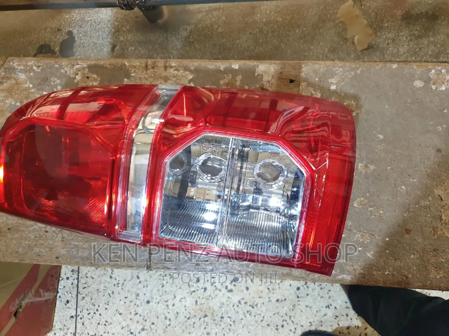 Tail Lamp Hillux Vigo Super