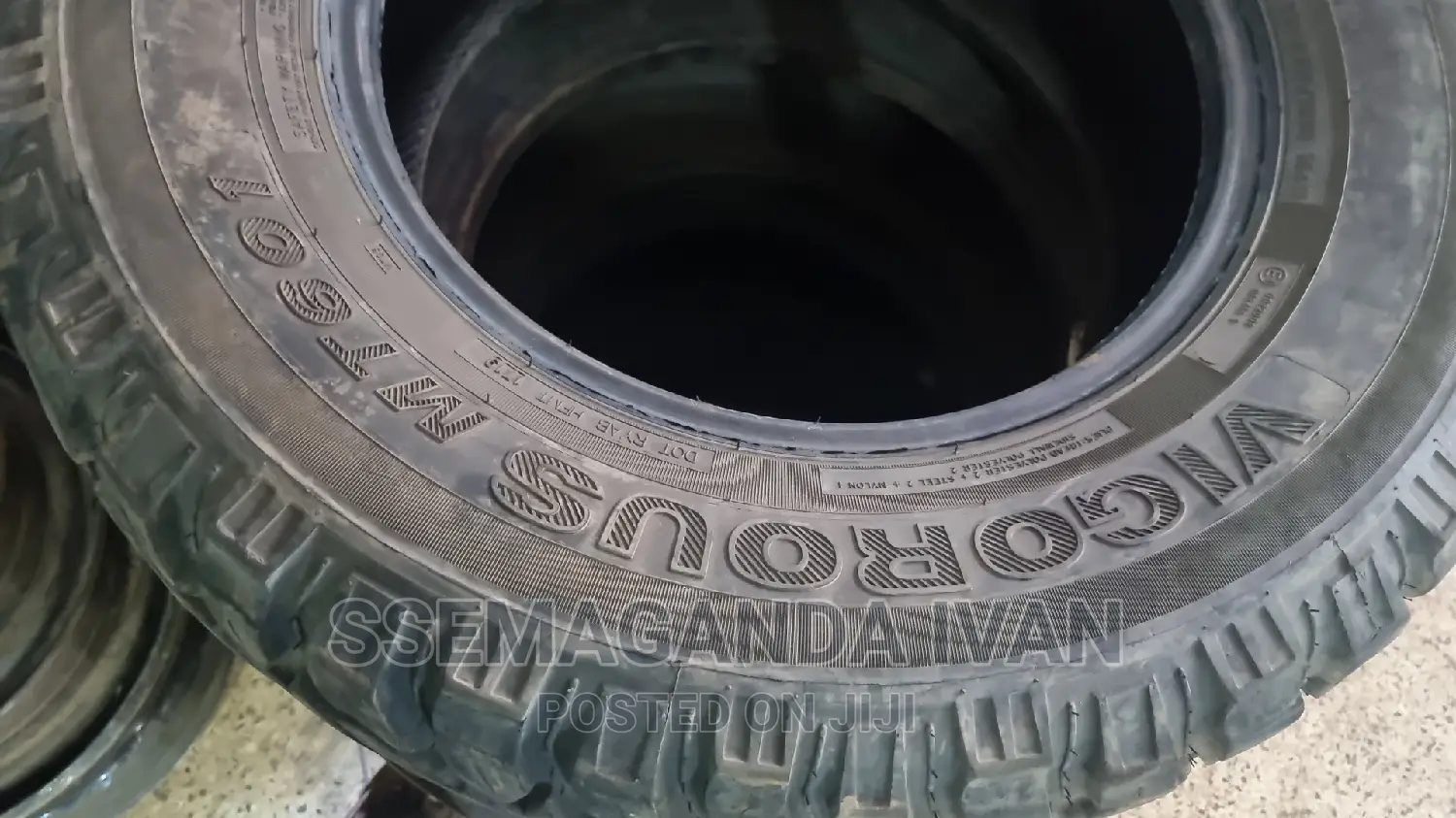 265/70r17 M/T Mudterrain Tires Foreign Used