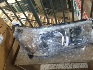 Headlamps Hillux Revo