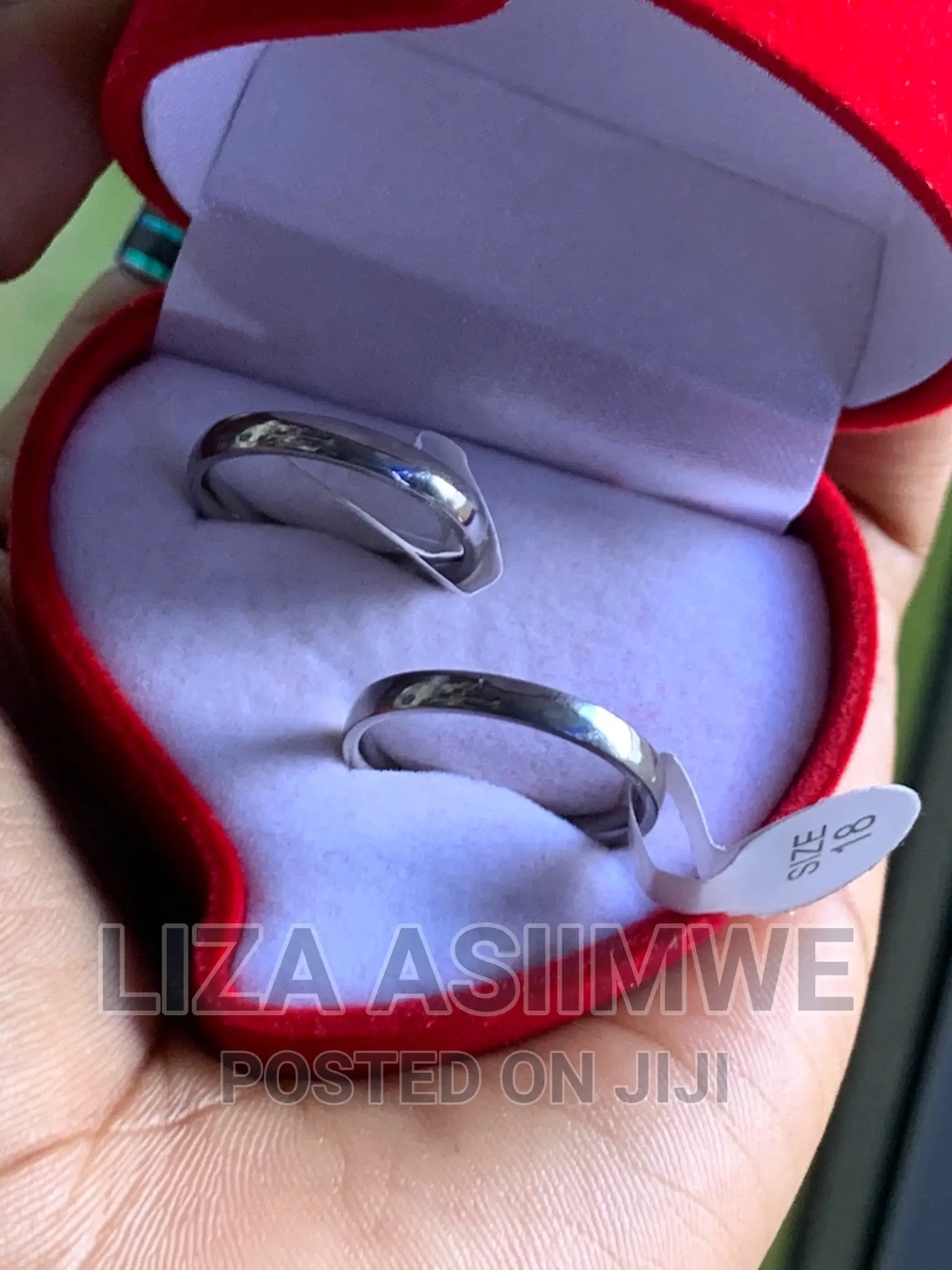Simple Wedding Rings Available at a Good Affordable Price