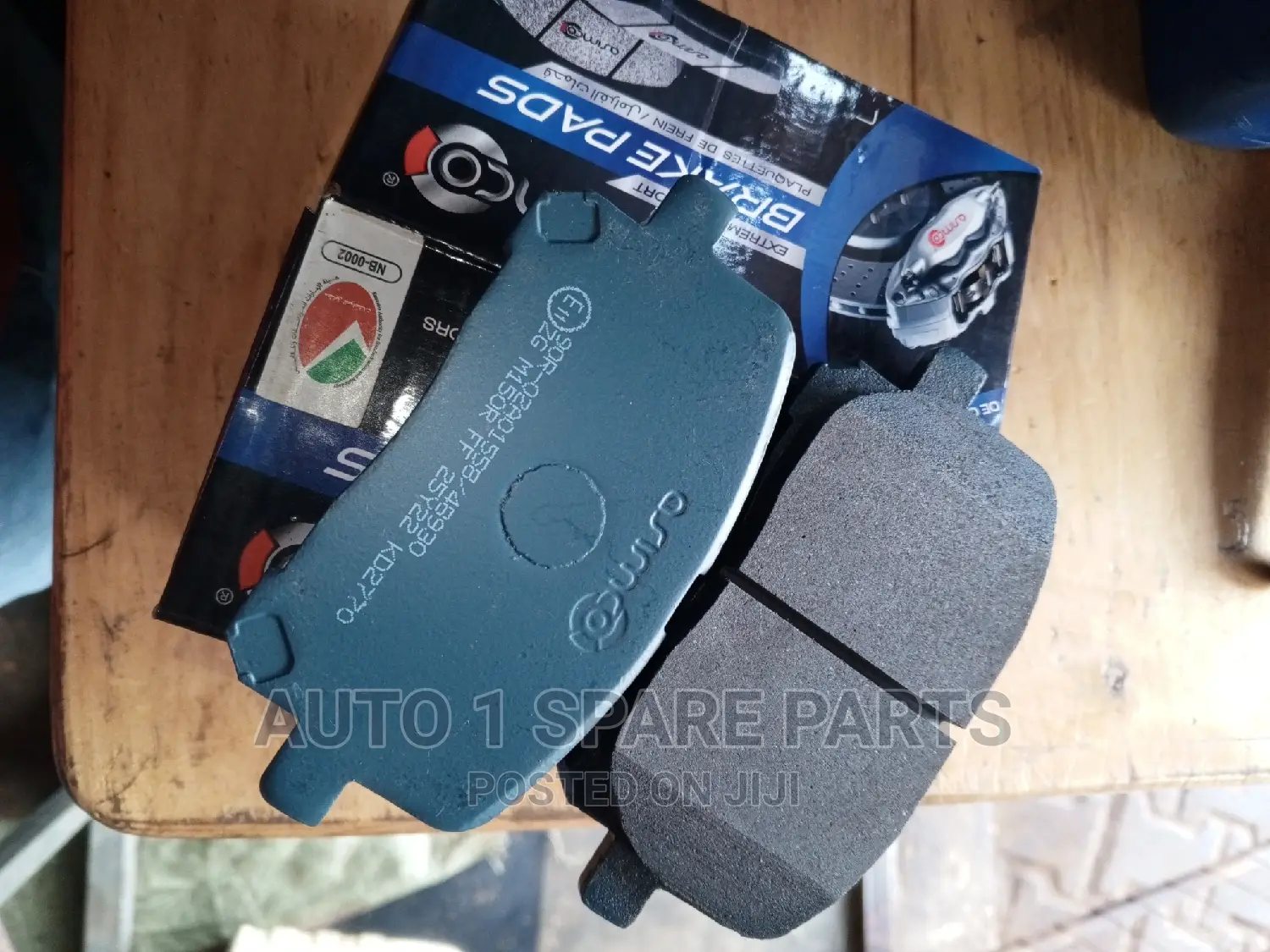 Front Brake Pads for Noah and Ipsum Picnic